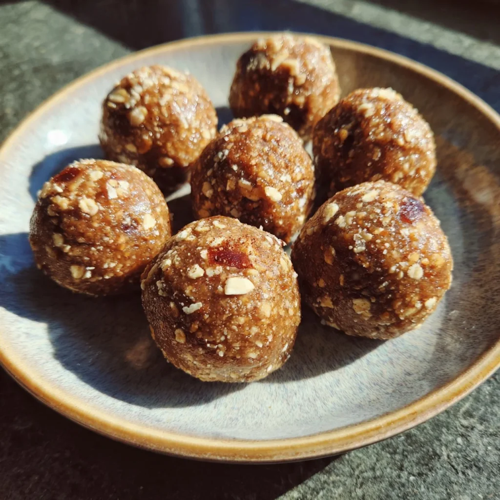 Delicious apple pie protein balls for healthy snacking and energy.
