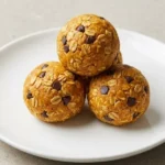 No bake pumpkin protein balls for meal prep and healthy snacking